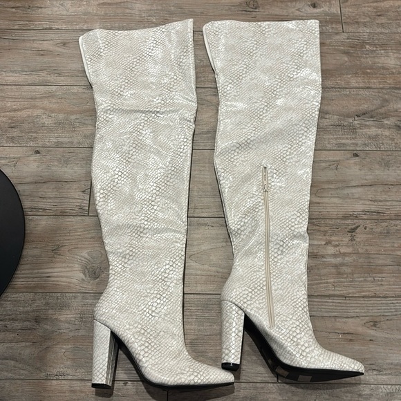 White Cow Girl Western Oven The Knee / Thigh Boots - Picture 1 of 9